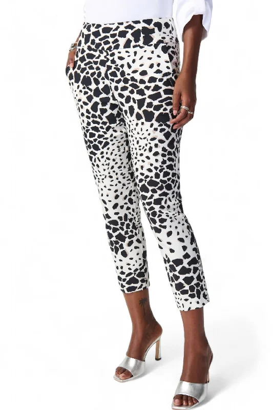 Youthful Street Fashion Animal Print Capris Pant In Vanilla/multi