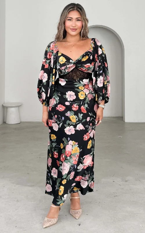 Advanced Design Alessia Maxi Dress - Black Floral