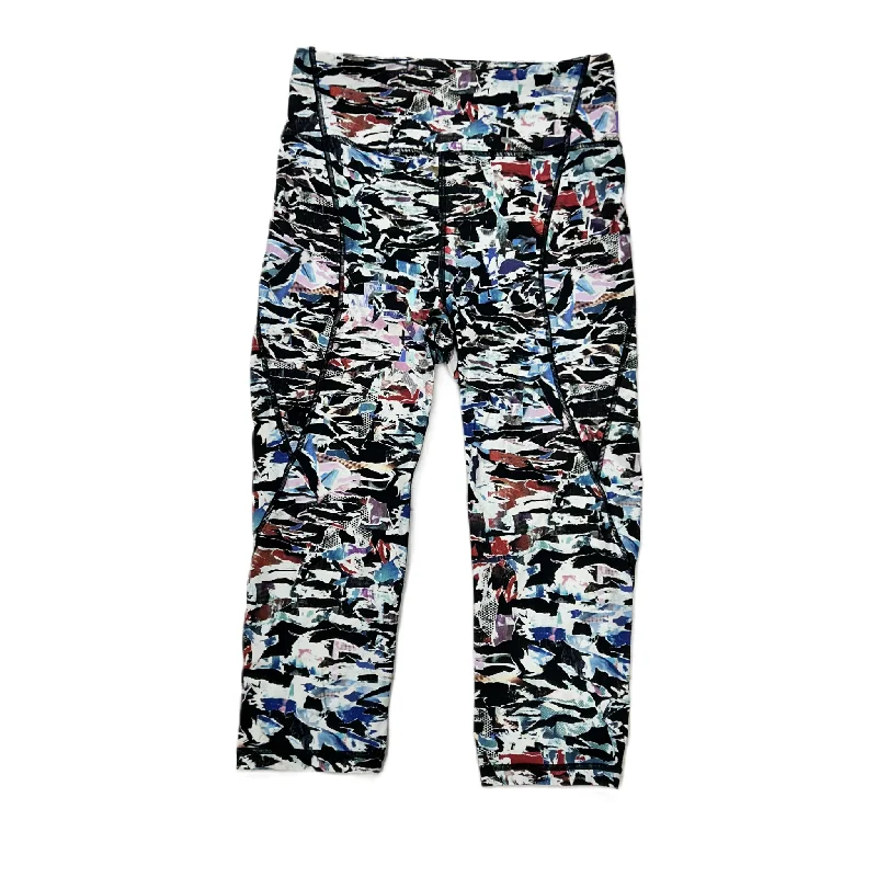 Comfortable Looks Athletic Leggings Capris By Lululemon  Size: S