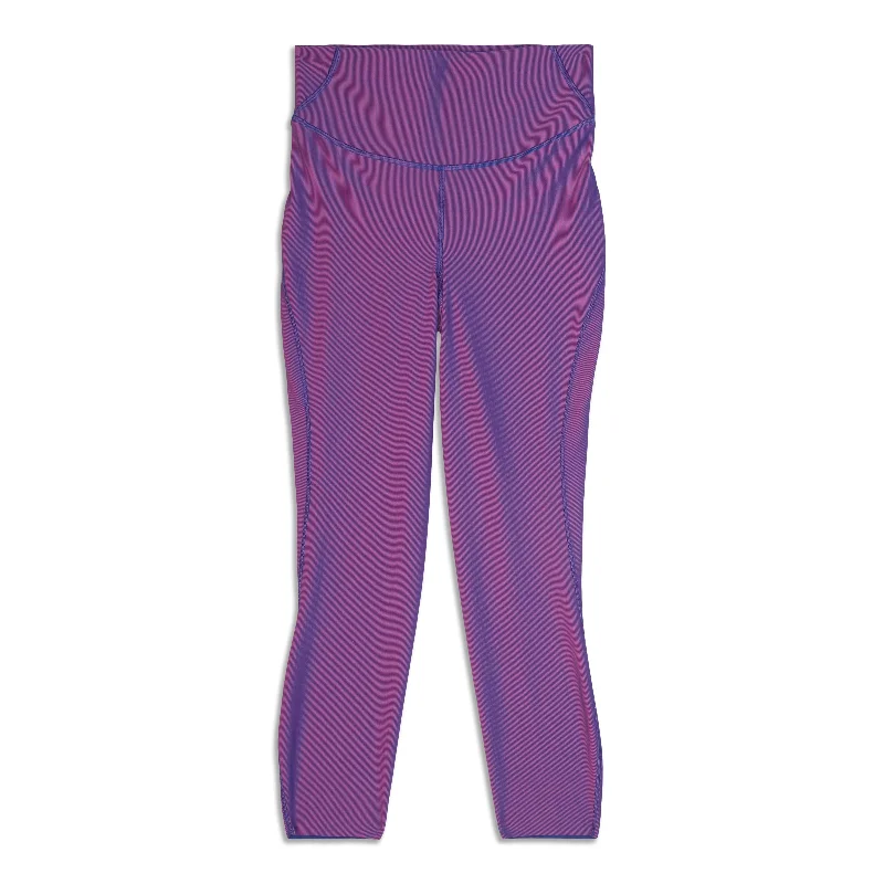 Feminine Charm Base Pace High-Rise Crop - Resale