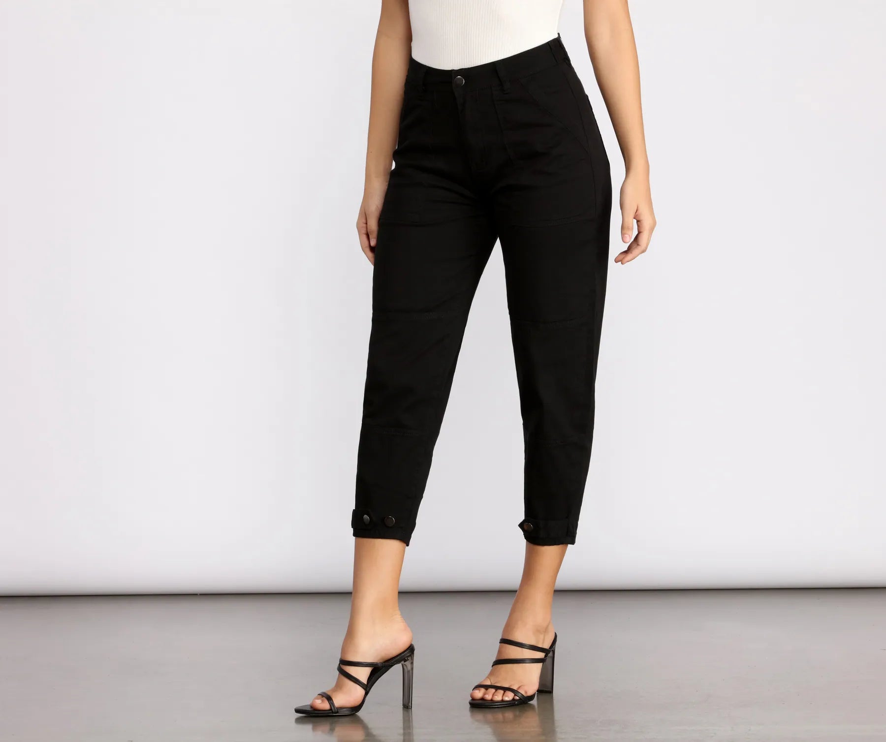 Sports Fashion High Rise Relaxed Fit Tapered Pants