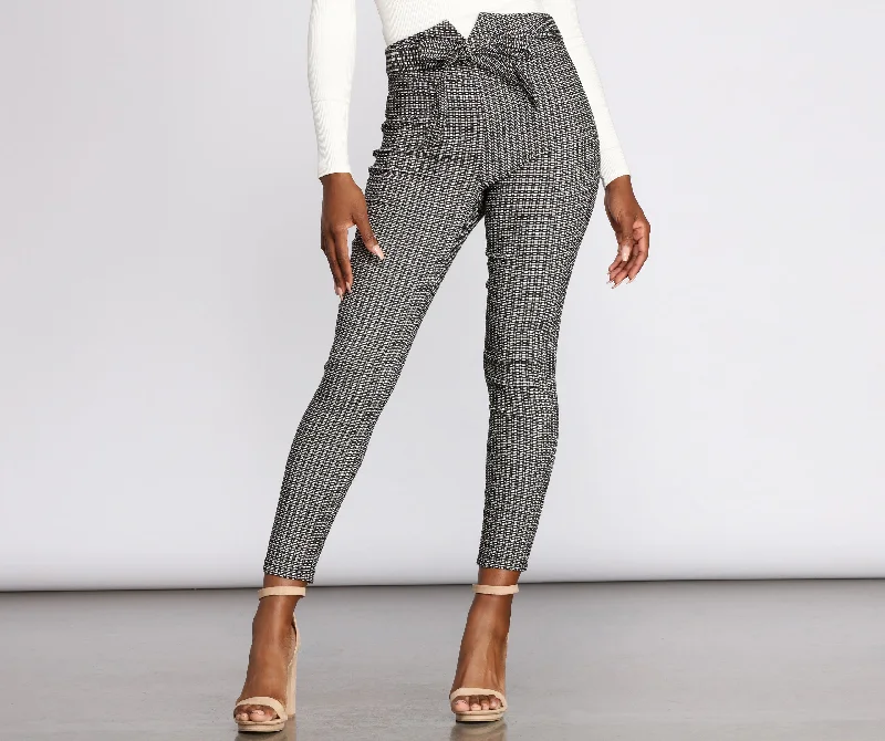 Stylish Ease Such A Classic Tie Front Jacquard Pants